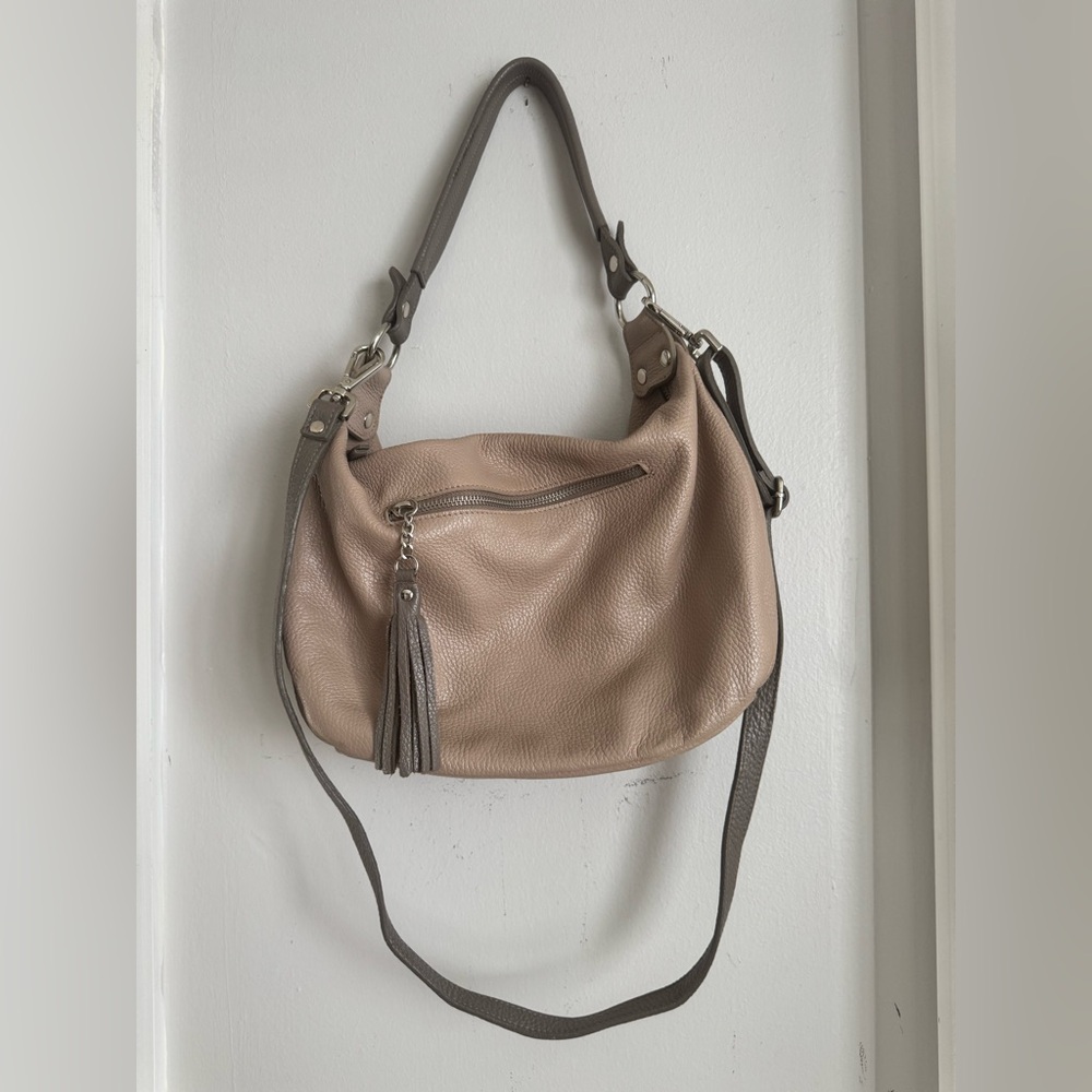 Valentina Tan Genuine Leather Shoulder Bag with Slouchy Design, Made In Italy.
